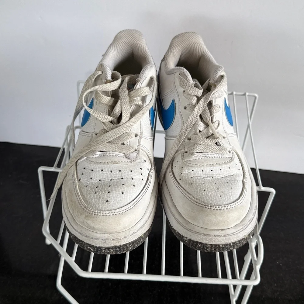 RARE Nike Air Force 1 LV8 Kids 4.5Y Girls Sneakers White & Blue AF1